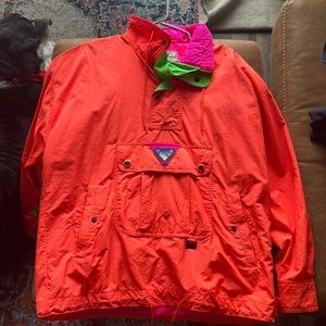 Vintage retro ski jacket. Front kangaroo pocket / 2 hand pockets. M small.